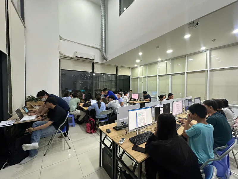 Khóa học Ứng dụng AI quản lý trường học