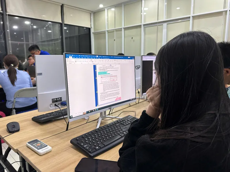 Học viên tại Khóa học AI dành cho giáo viên Học viên tại Khóa học AI dành cho giáo viên