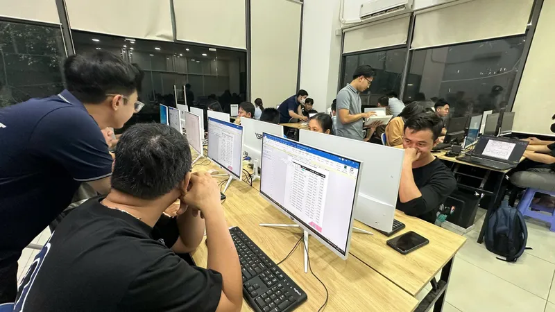 Học viên tại khóa học Ứng dụng AI trong lập trình