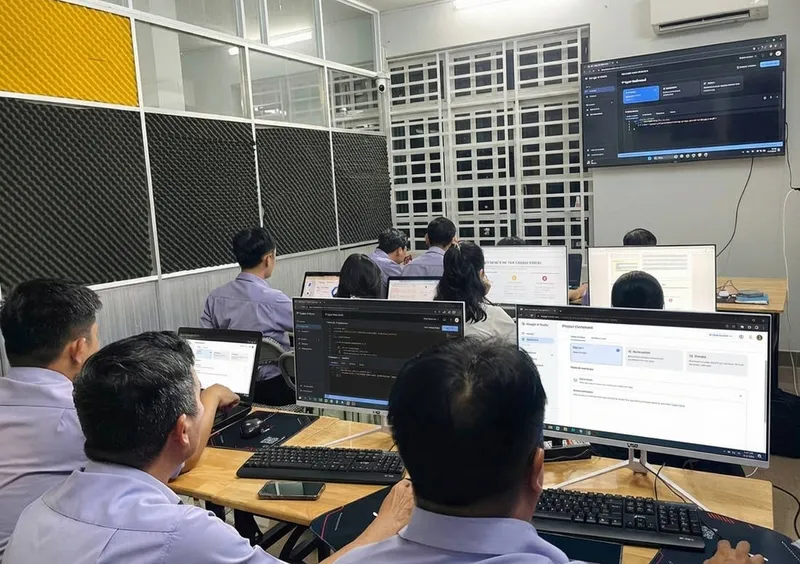Học viên tại khóa học sử dụng Github Copilot Học viên tại khóa học sử dụng Github Copilot