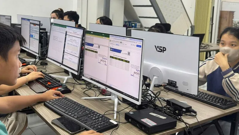 Khóa học AI quản lý tài chính cá nhân