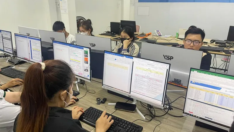 Học viên tại khóa học Soạn thảo văn bản bằng AI