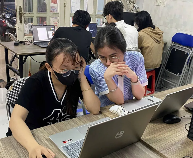 Khóa học AI Đào Tạo Nội Bộ