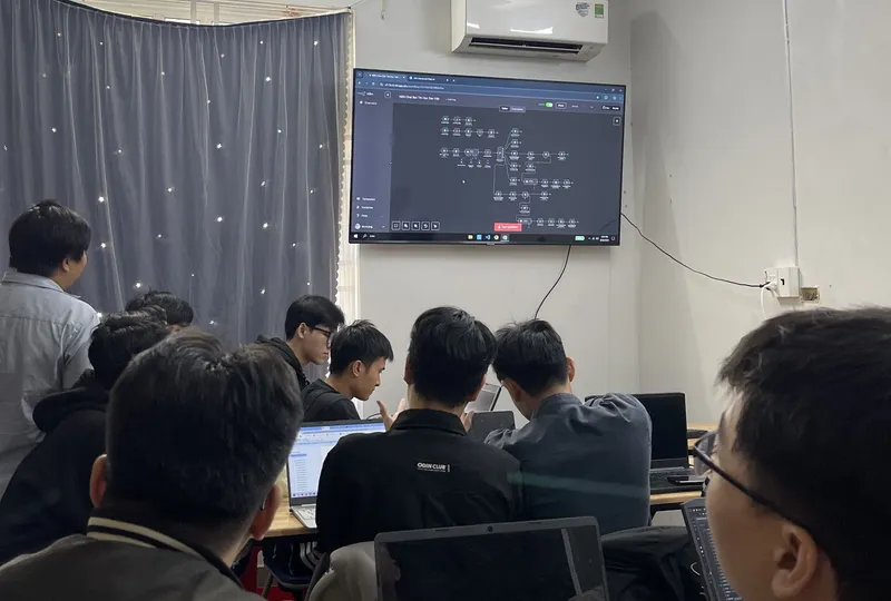 Học viên tại khóa học Ứng dụng AI trong lập trình