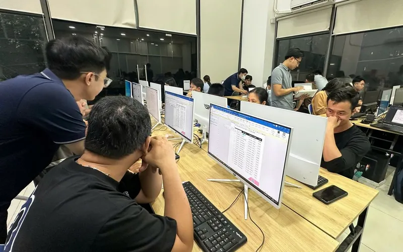 Học viên khóa học Ứng dụng AI trong phân tích dữ liệu
