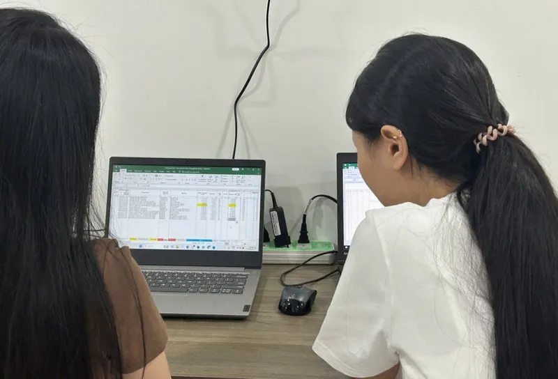 Học viên khóa học Ứng dụng AI trong Excel